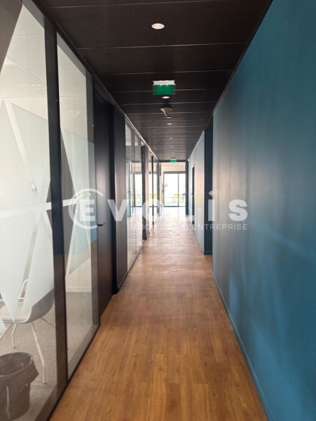 Photo 3 – vente Entrepôts / activités	JONAGE (69330)