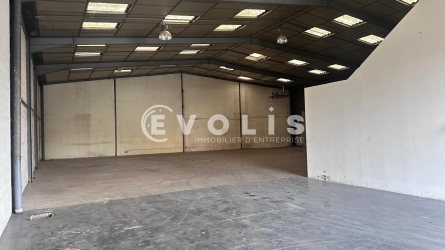 Photo 4 – location Entrepôts / activités	VAULX EN VELIN (69120)