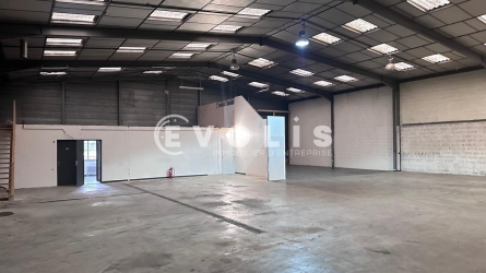 Photo 5 – location Entrepôts / activités	VAULX EN VELIN (69120)