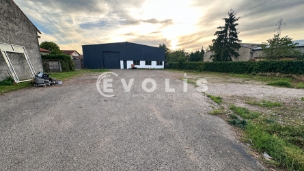 Photo 1 – location Entrepôts / activités	VAULX EN VELIN (69120)