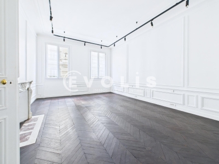 Photo 4 – vente bureaux	PARIS (75008)