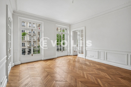 Photo 1 – location bureaux	PARIS (75017)
