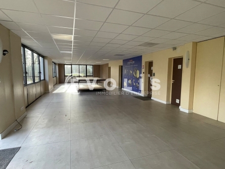 Photo 8 – location Entrepôts / activités	CARBON BLANC (33560)