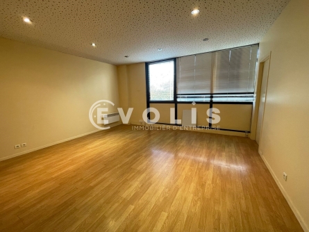 Photo 12 – location Entrepôts / activités	CARBON BLANC (33560)