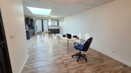 Photo 7 – location Entrepôts / activités	SAINT SOUPPLETS (77165)