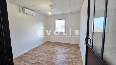 Photo 4 – location Entrepôts / activités	SAINT SOUPPLETS (77165)