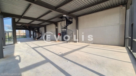 Photo 2 – location bureaux	SERRIS (77700)