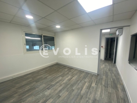 Photo 9 – location Entrepôts / activités	NOISY LE SEC (93130)