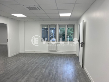Photo 3 – location bureaux	PARIS (75018)