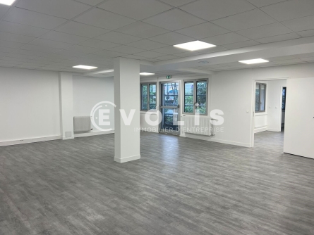 Photo 2 – location bureaux	PARIS (75018)