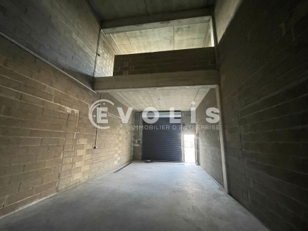 Photo 5 – location Entrepôts / activités	AMBARES ET LAGRAVE (33440)