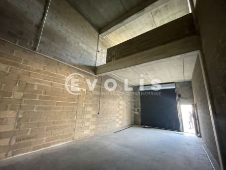 Photo 6 – location Entrepôts / activités	AMBARES ET LAGRAVE (33440)