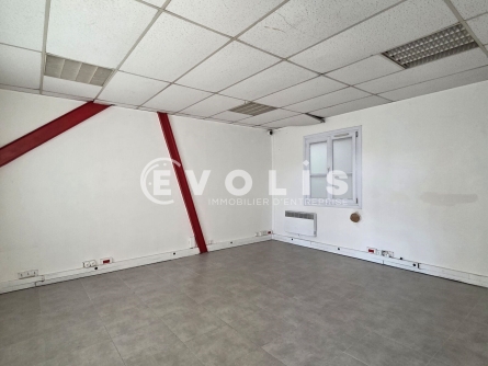 Photo 8 – location Entrepôts / activités	VILLEJUIF (94800)