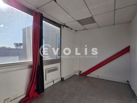 Photo 9 – location Entrepôts / activités	VILLEJUIF (94800)