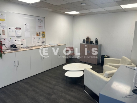 Photo 6 – location Entrepôts / activités	GENAS (69740)