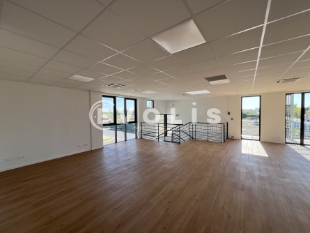 Photo 6 – location Entrepôts / activités	CHANTELOUP EN BRIE (77600)