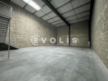 Photo 2 – location Entrepôts / activités	MERIGNAC (33700)