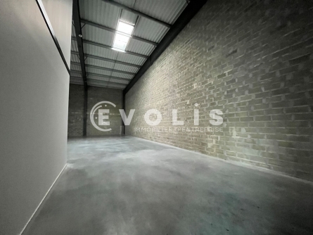 Photo 1 – location Entrepôts / activités	MERIGNAC (33700)