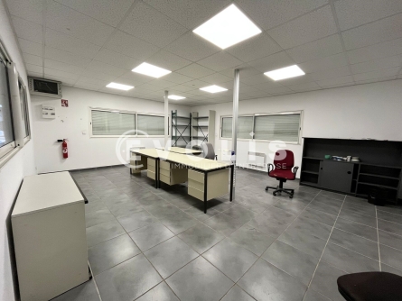 Photo 5 – location Entrepôts / activités	VILLENAVE D'ORNON (33140)