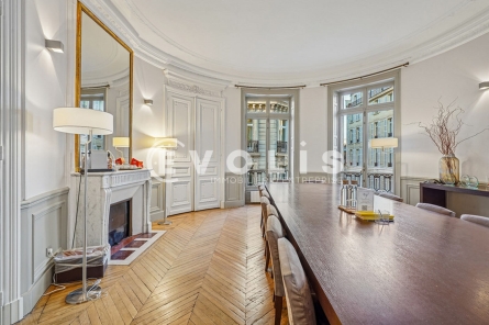 Photo 10 – vente bureaux	PARIS (75008)