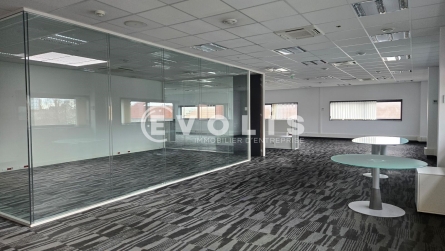 Photo 8 – location Entrepôts / activités	IVRY SUR SEINE (94200)