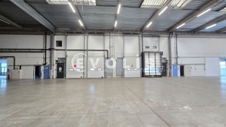 Photo 2 – location Entrepôts / activités	IVRY SUR SEINE (94200)