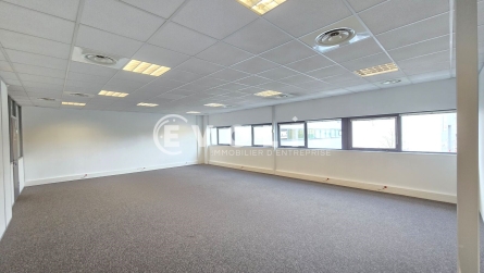 Photo 5 – location Entrepôts / activités	IVRY SUR SEINE (94200)