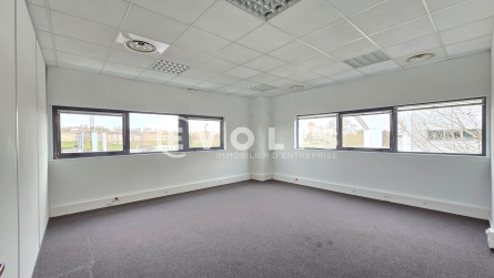 Photo 9 – location Entrepôts / activités	IVRY SUR SEINE (94200)