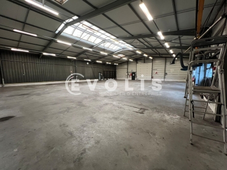 Photo 6 – location Entrepôts / activités	REYRIEUX (01600)