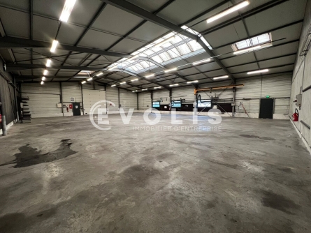 Photo 7 – location Entrepôts / activités	REYRIEUX (01600)