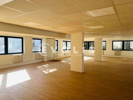 Photo 2 – location bureaux	MONTREUIL (93100)