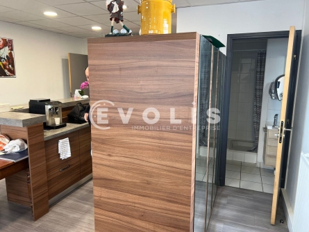 Photo 9 – vente Entrepôts / activités	CHASSIEU (69680)