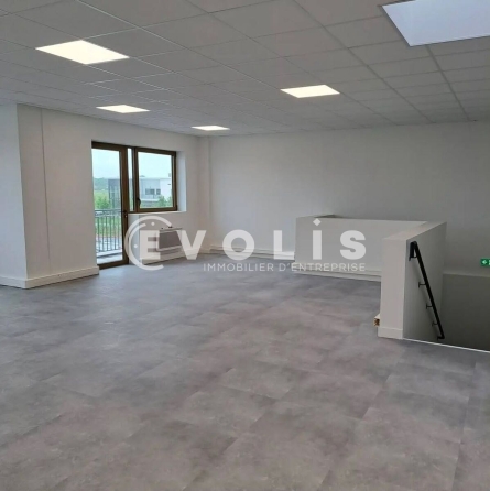 Photo 5 – location Entrepôts / activités	BAILLY ROMAINVILLIERS (77700)