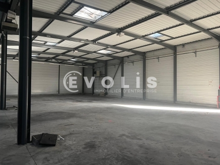 Photo 15 – vente Entrepôts / activités	BLYES (01150)