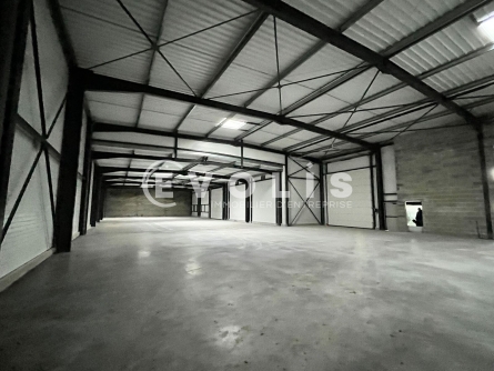 Photo 2 – location Entrepôts / activités	BASSENS (33530)