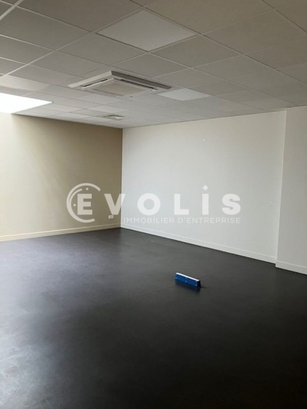 Photo 3 – location Entrepôts / activités	RUNGIS (94150)