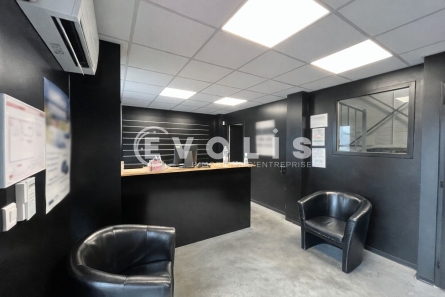 Photo 7 – location Entrepôts / activités	VILLENAVE D'ORNON (33140)