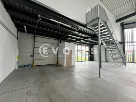 Photo 3 – location Entrepôts / activités	TRESSES (33370)