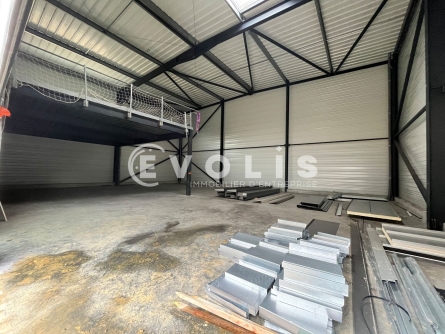 Photo 3 – vente Entrepôts / activités	ARTIGUES PRES BORDEAUX (33370)