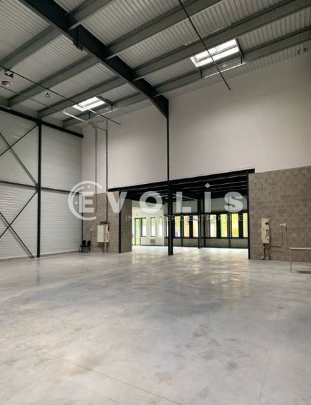 Photo 2 – vente Entrepôts / activités	TREMBLAY EN FRANCE (93290)