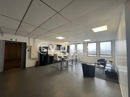 Photo 2 – vente bureaux	RIS ORANGIS (91130)