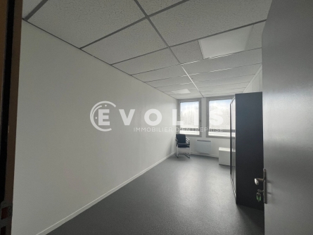 Photo 13 – vente bureaux	RIS ORANGIS (91130)