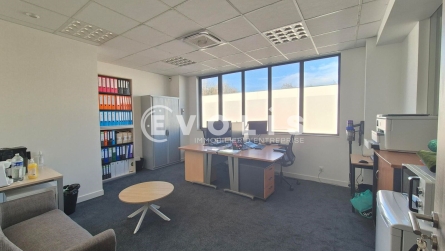 Photo 5 – vente Entrepôts / activités	SERRIS (77700)