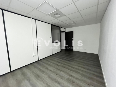 Photo 7 – location Entrepôts / activités	VILLENAVE D'ORNON (33140)