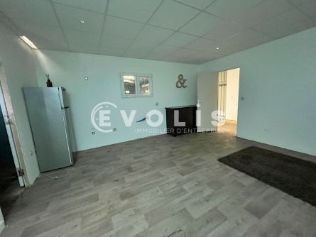 Photo 8 – vente Entrepôts / activités	SAINT JEAN D'ILLAC (33127)