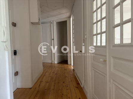 Photo 9 – location bureaux	LYON (69007)