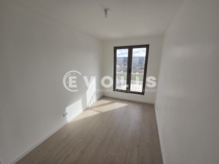 Photo 8 – location Entrepôts / activités	ETRECHY (91580)