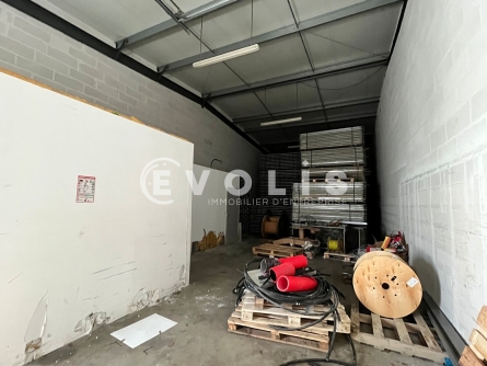 Photo 5 – location Entrepôts / activités	LE HAILLAN (33185)