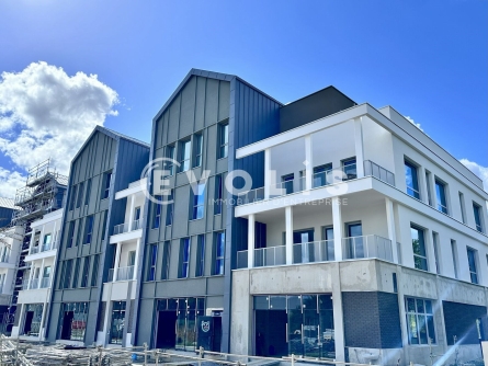 Photo 10 – location Locaux commerciaux	SERRIS (77700)