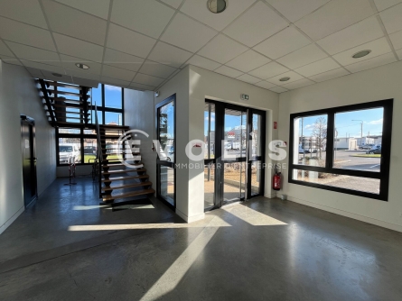 Photo 12 – location Entrepôts / activités	VAULX EN VELIN (69120)